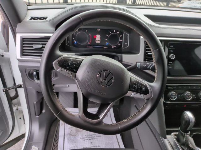Used 2023 Volkswagen Atlas Cross Sport SE w/ Black Wheel Package AWD/4WD image 10
