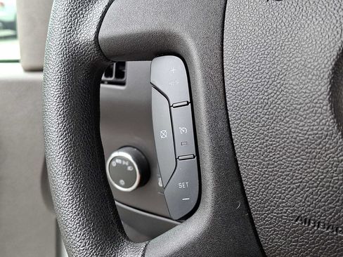 Used 2024 Chevrolet Express 2500 w/ Driver Convenience Package RWD image 21