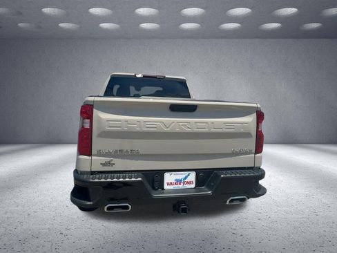 Used 2026 Chevrolet Silverado 1500 Custom Trail Boss AWD/4WD image 6