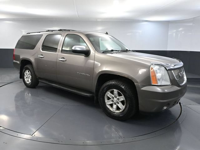 Used 2012 GMC Yukon XL SLT w/ SLT-2 Equipment Package AWD/4WD image 1