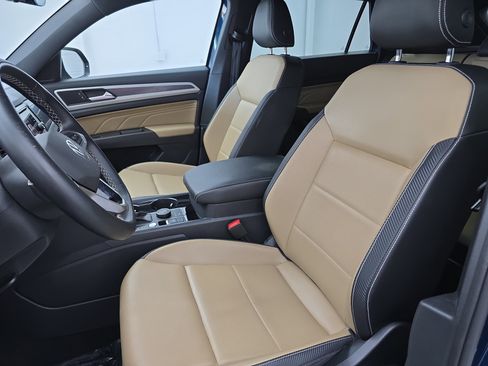 Used 2023 Volkswagen Atlas Cross Sport SE image 15