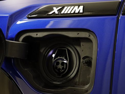 Used 2023 BMW XM image 4