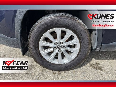 Used 2024 Toyota Grand Highlander AWD image 14
