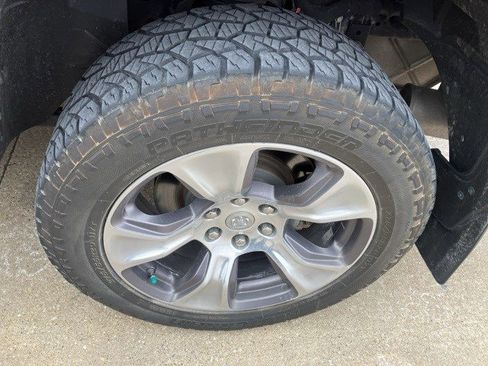 Certified 2021 RAM 1500 Laramie image 19