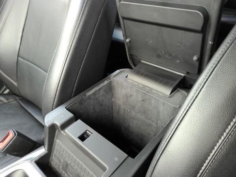Used 2023 Ford Explorer Limited w/ Limited Technology Package RWD image 55