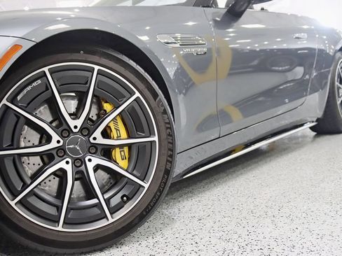 Used 2023 Mercedes-Benz SL 63 AMG 4MATIC image 5