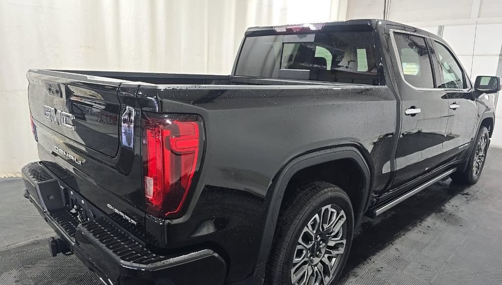 Used 2024 GMC Sierra 1500 Denali Ultimate AWD/4WD image 3