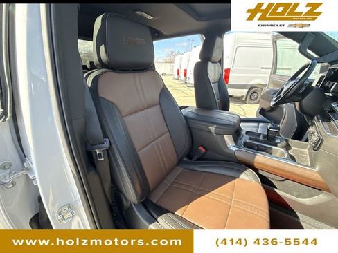 Certified 2023 Chevrolet Silverado 1500 High Country w/ Technology Package image 29