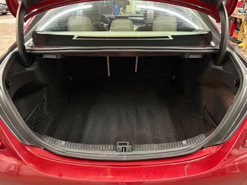 Used 2018 Mercedes-Benz C 300 4MATIC Sedan image 9