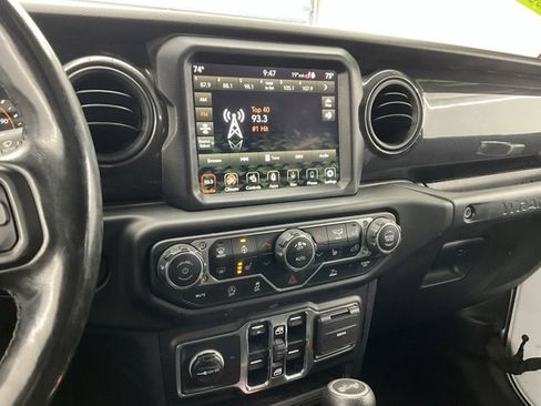 Used 2021 Jeep Wrangler Unlimited Sport image 10