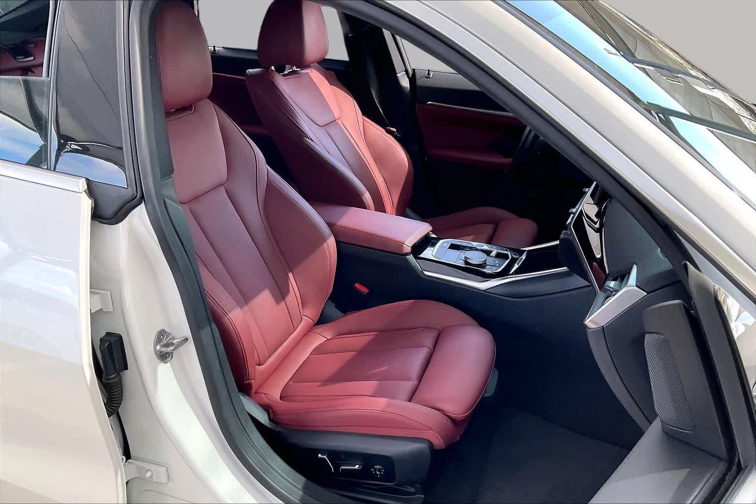 Used 2024 BMW i4 eDrive35 w/ Convenience Package RWD image 9