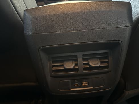 Used 2026 Chevrolet Colorado LT w/ LT Convenience Package image 12