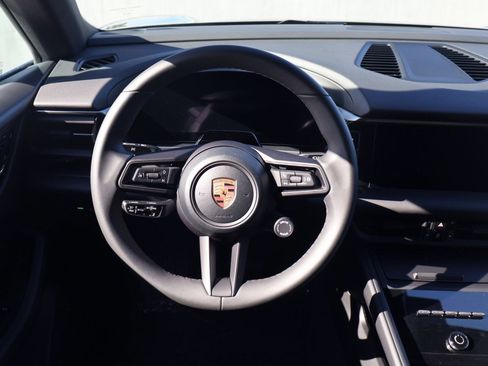 New 2026 Porsche Macan Electric RWD image 15