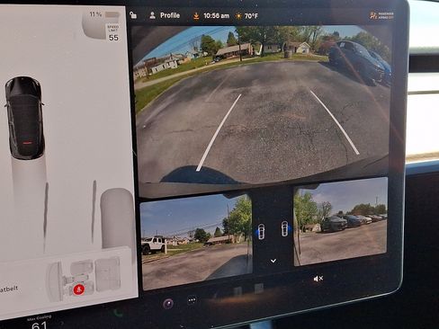 Used 2023 Tesla Model Y AWD image 19