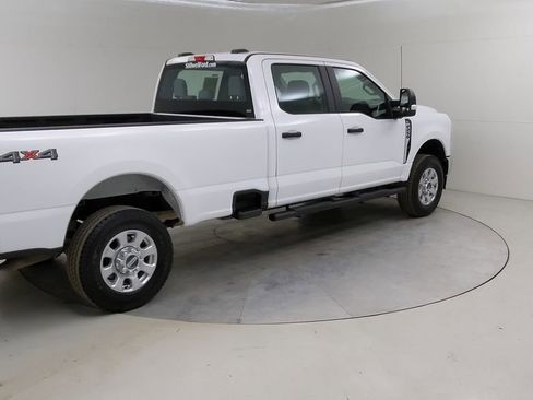 Certified 2023 Ford F250 XL w/ XL Chrome Package image 13