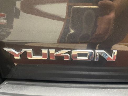 Used 2017 GMC Yukon Denali w/ Open Road Package AWD/4WD image 21