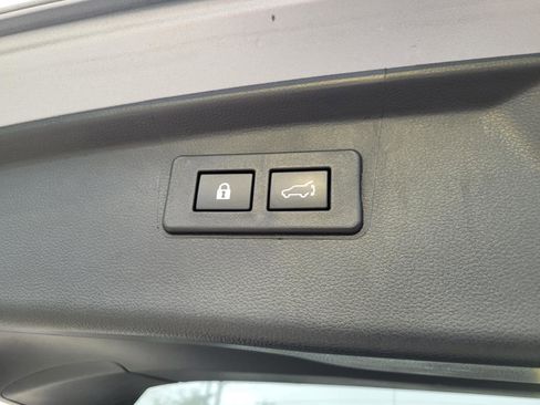 Certified 2025 Subaru Outback Touring XT AWD/4WD image 20