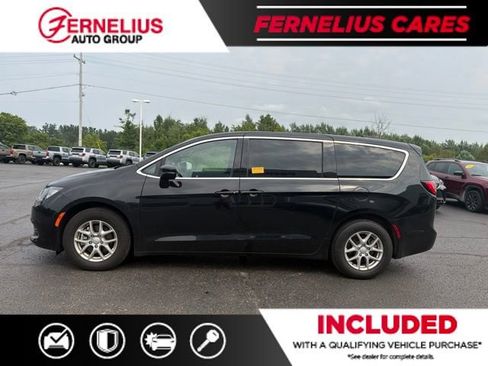 Used 2026 Chrysler Voyager LX FWD image 4