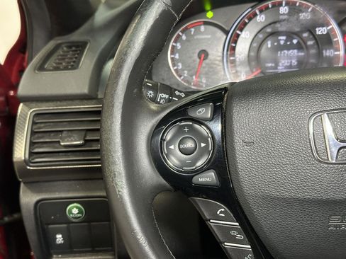 Used 2016 Honda Accord EX-L image 25