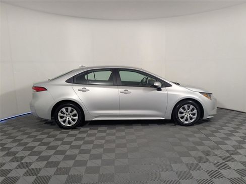 Certified 2023 Toyota Corolla LE image 20