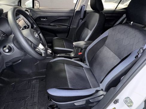 New 2025 Nissan Versa SV w/ Trunk Package image 27