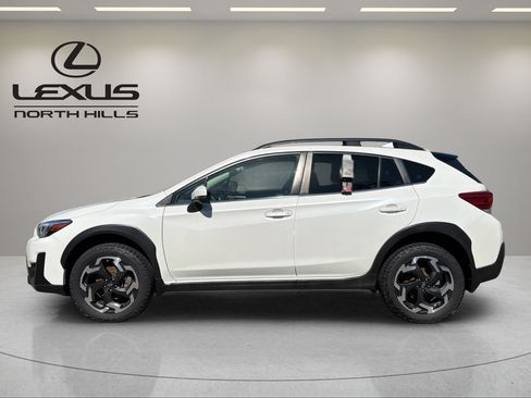 Used 2023 Subaru Crosstrek 2.5i Limited AWD/4WD image 9
