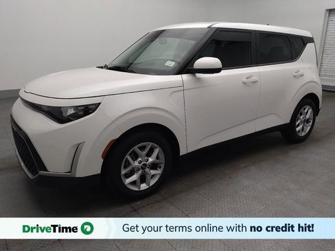 Used 2023 Kia Soul LX w/ LX Technology Package image 1