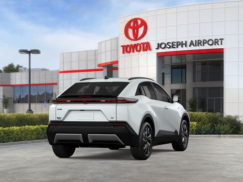 New 2026 Toyota C-HR AWD/4WD image 51