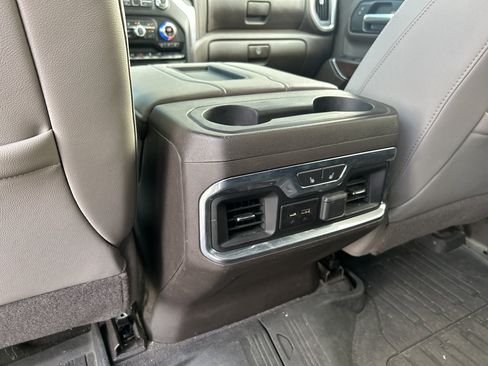 Used 2020 GMC Sierra 1500 SLT image 5