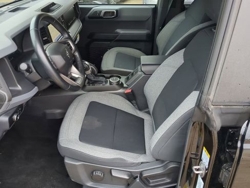 Used 2022 Ford Bronco Big Bend image 12