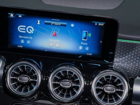 New 2025 Mercedes-Benz EQB 300 4MATIC image 19