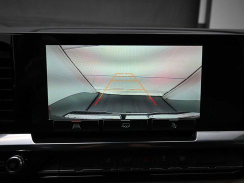 New 2026 GMC Sierra 2500 SLT image 7