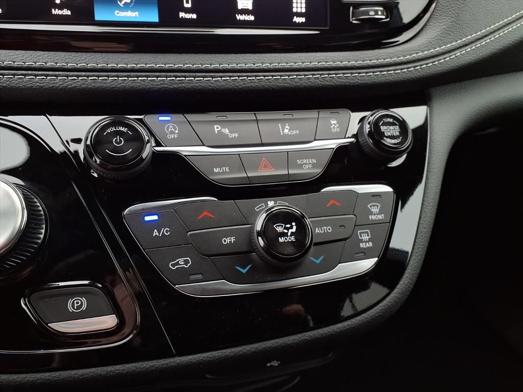New 2026 Chrysler Pacifica Select w/ S Appearance Package FWD image 14