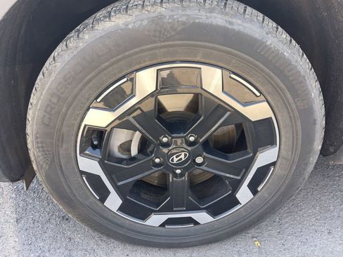 Used 2025 Hyundai Santa Fe SEL image 5