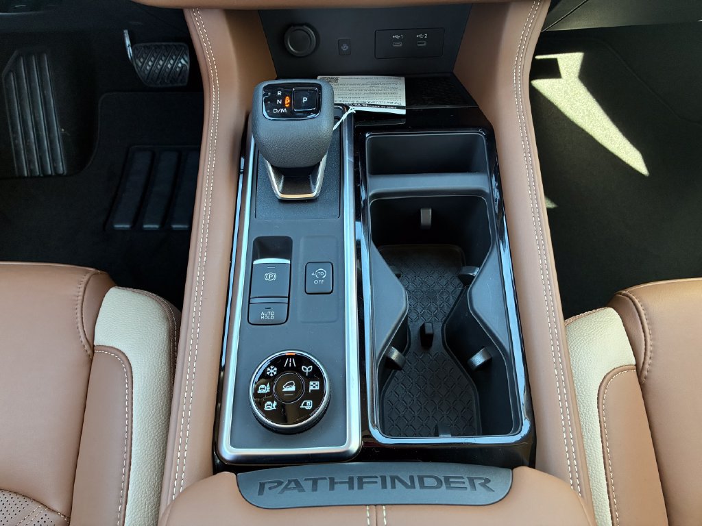 New 2026 Nissan Pathfinder Platinum AWD/4WD image 15