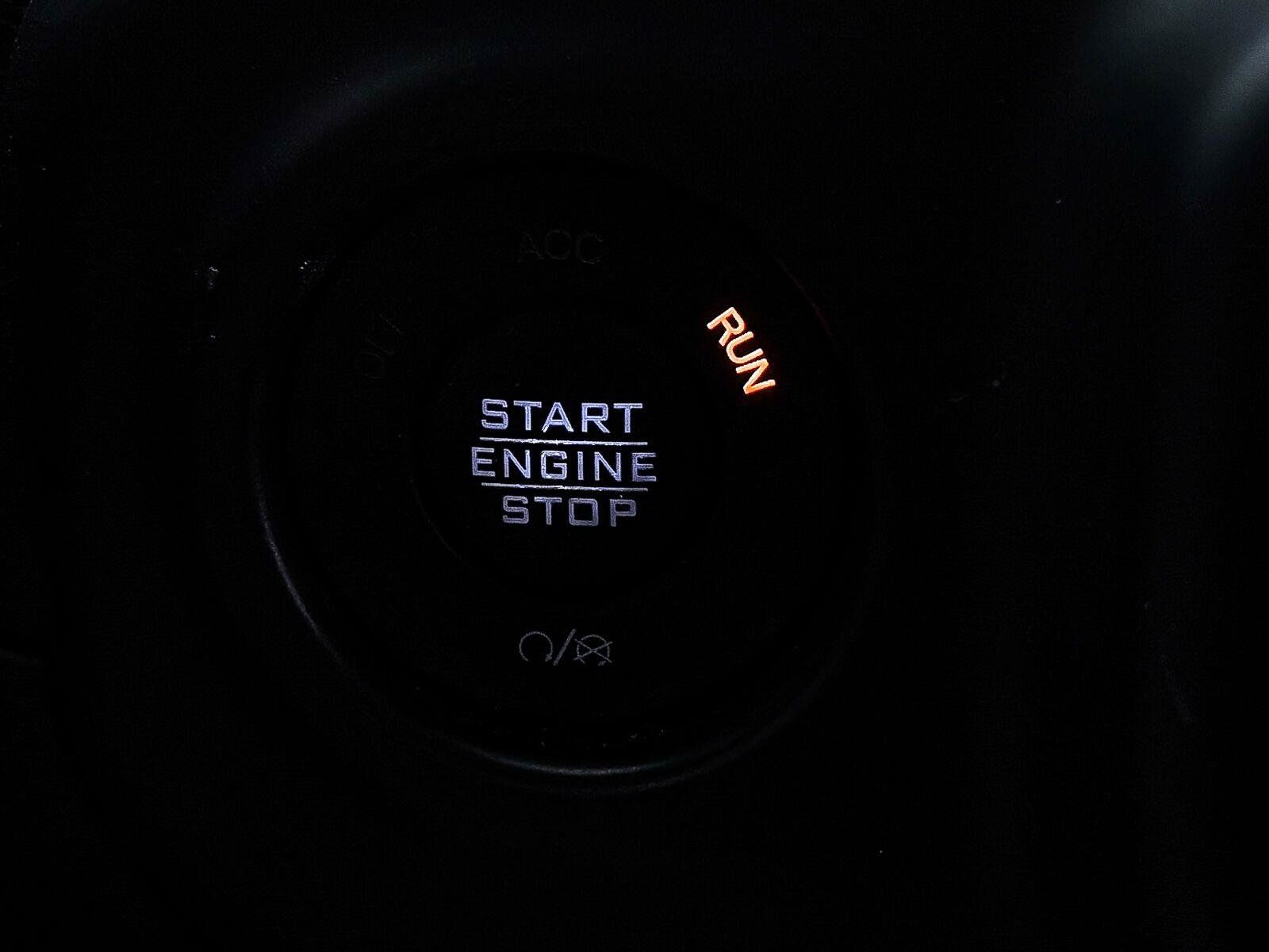 Used 2019 Jeep Wrangler Unlimited Rubicon AWD/4WD image 23