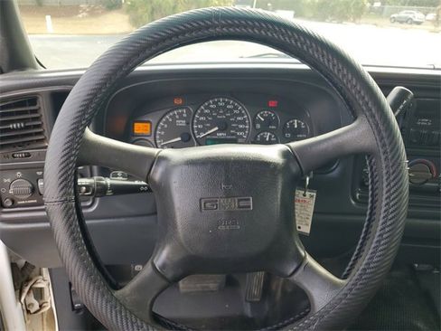 Used 2002 GMC Sierra 1500 2WD Regular Cab image 21