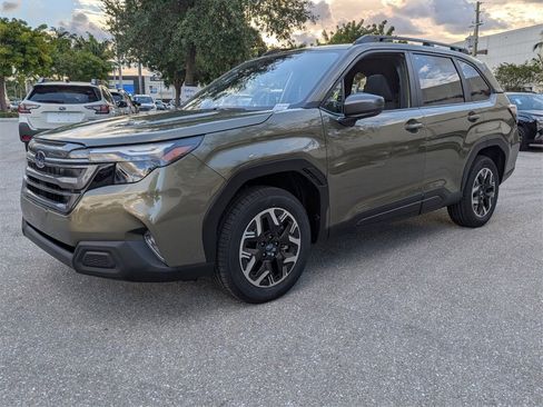 New 2025 Subaru Forester Premium image 4
