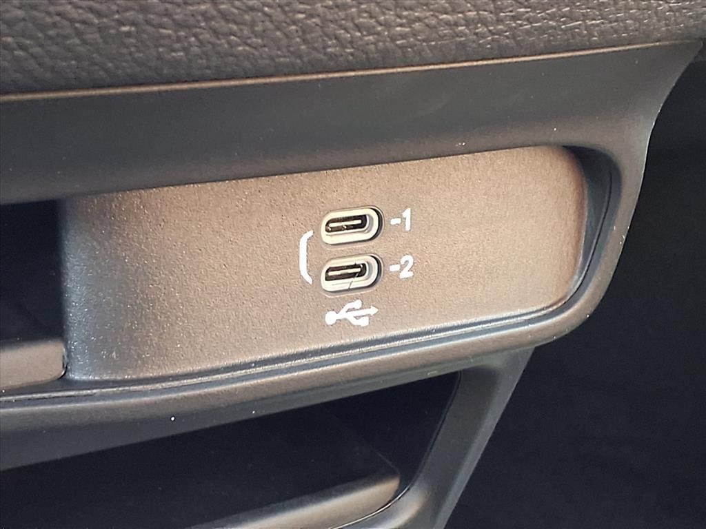 New 2026 Chrysler Pacifica Select FWD image 16