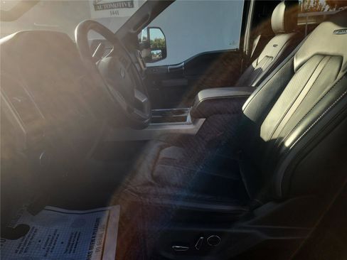 Used 2022 Ford F250 Platinum w/ Tremor Off-Road Package image 17