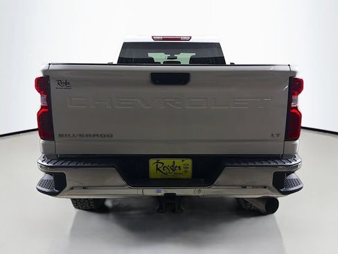 Used 2022 Chevrolet Silverado 3500 LT w/ Convenience Package AWD/4WD image 7