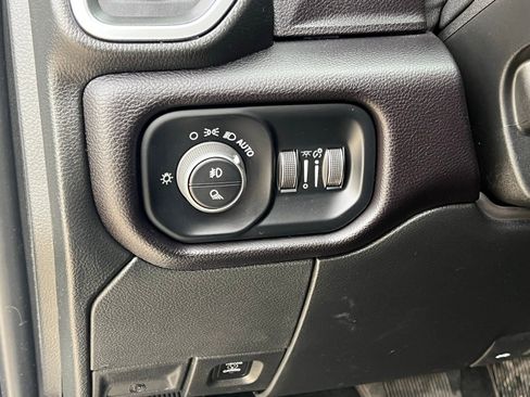 Used 2024 RAM 2500 Laramie image 33