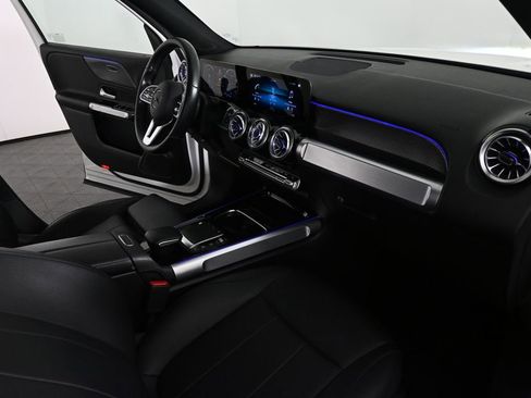 Used 2022 Mercedes-Benz GLB 250 image 21