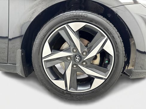 Used 2022 Hyundai Elantra Limited FWD image 47
