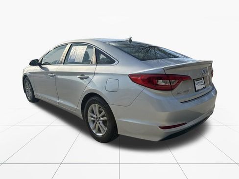 Used 2015 Hyundai Sonata SE w/ Option Group 09 image 6