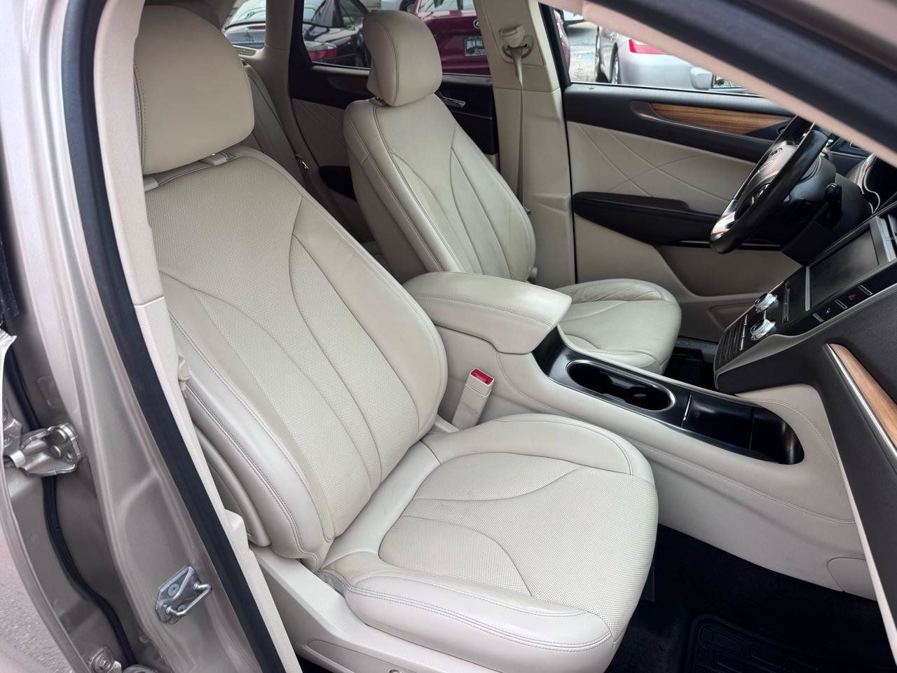 Used 2015 Lincoln MKC AWD w/ Equipment Group 102A Reserve image 23
