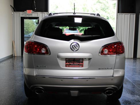 Used 2012 Buick Enclave Leather FWD image 4