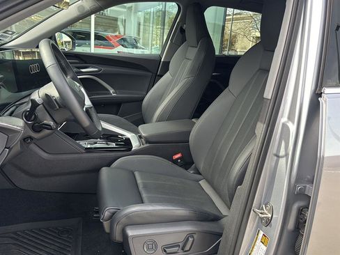 Used 2025 Audi Q5 Premium Plus w/ Premium Plus image 12