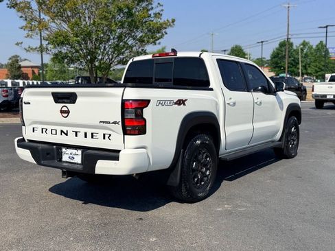 Used 2022 Nissan Frontier PRO-4X w/ Pro-4X Premium Package AWD/4WD image 9