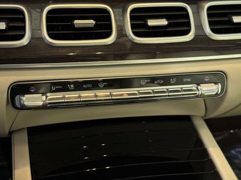 Used 2021 Mercedes-Benz GLE 350 4MATIC image 24